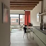 De Eindhovenaar * איינדהובן